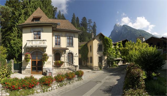 Visite guidée du Jardin botanique alpin La Jaÿsinia