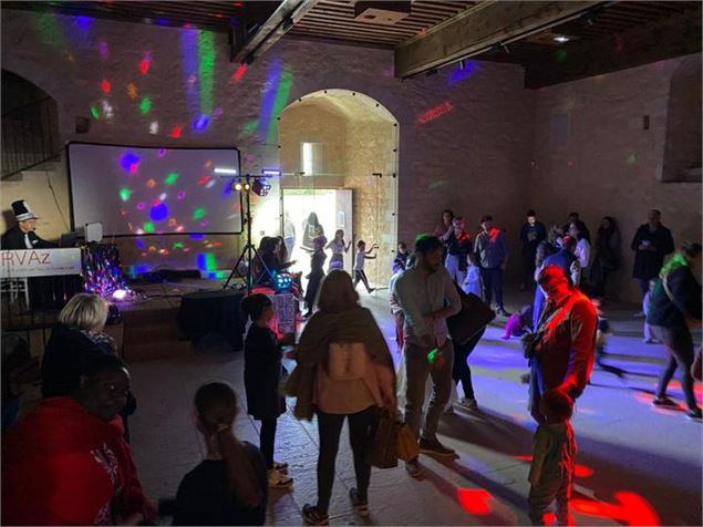 Boum déguisée pour les enfants - Atouts Beaujolais