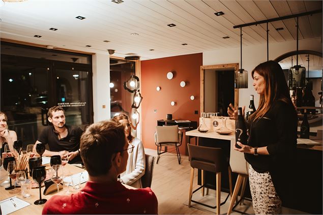 Les secrets de la dégustation du vin - Au vin qui chante