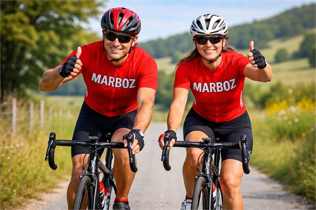 Visuel avec 2 cycliste_Marboz - ©Cyclo Marboz