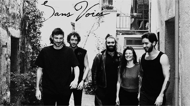 le groupe des musiciens Sans Voies - Sans Voies
