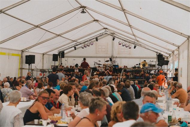 Fête de la Buchille_Vailly - Comité des Fêtes de Vailly