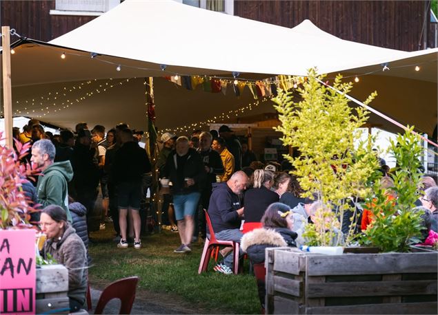 Le Camp de Base du Bruant_Burdignin - Le Bruant