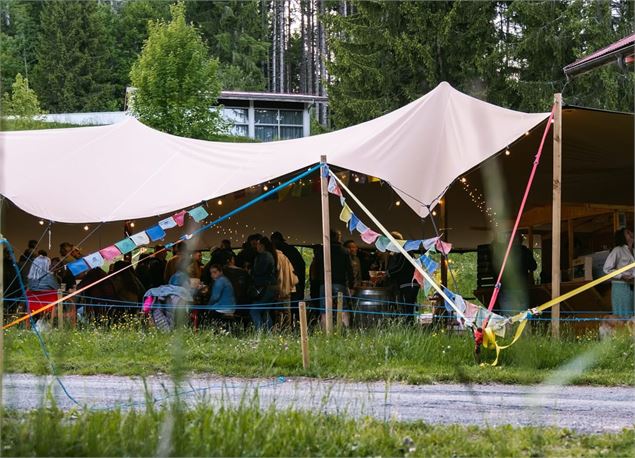 Le Camp de Base du Bruant_Burdignin - Le Bruant