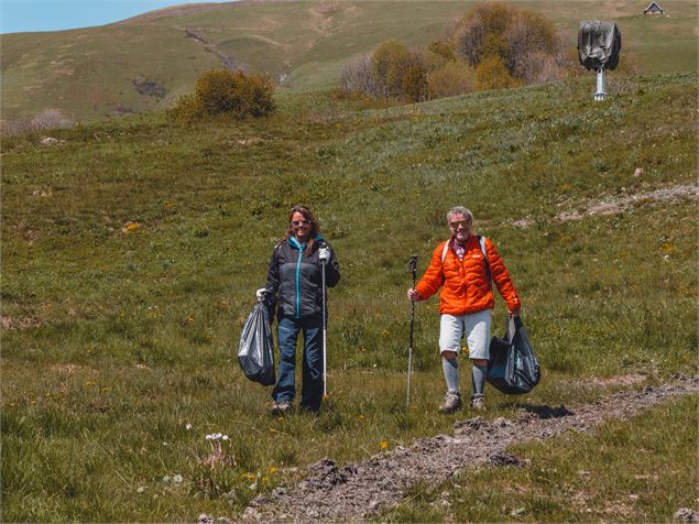 Ramassage des déchets au Corbier - Office de Tourisme Le Corbier