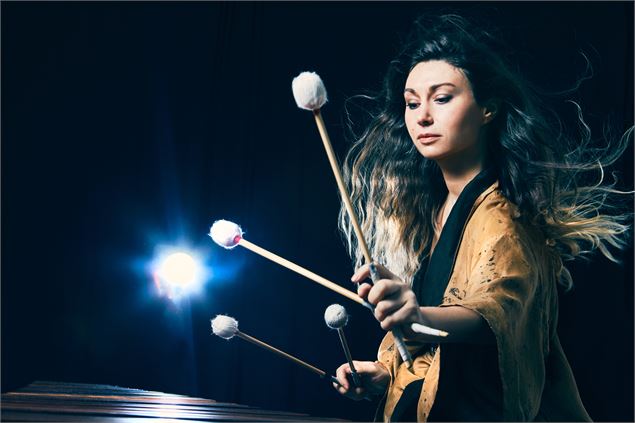 Les Rondes de nuit à l’Abbaye | Percu’Impulse | Concert de Vassilena Serafimova, percussionniste et 