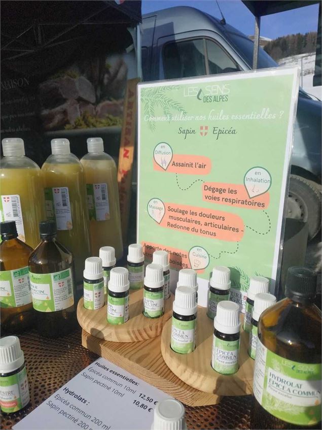 Les sens des Alpes : visite du lieu de production d'huiles essentielles_Sainte-Hélène-sur-Isère