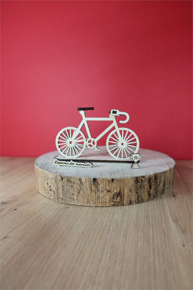 Atelier : Création de mini-vélos en bois_Morzine - Les Graines d'éveil