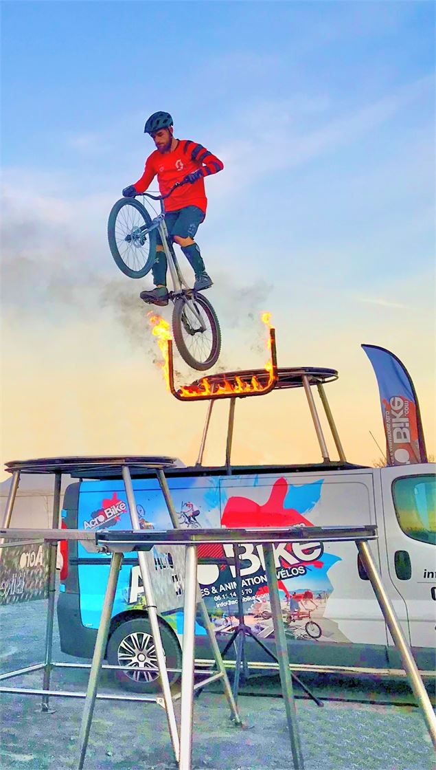 Show Trial - 14 juillet_La Toussuire - acrobike
