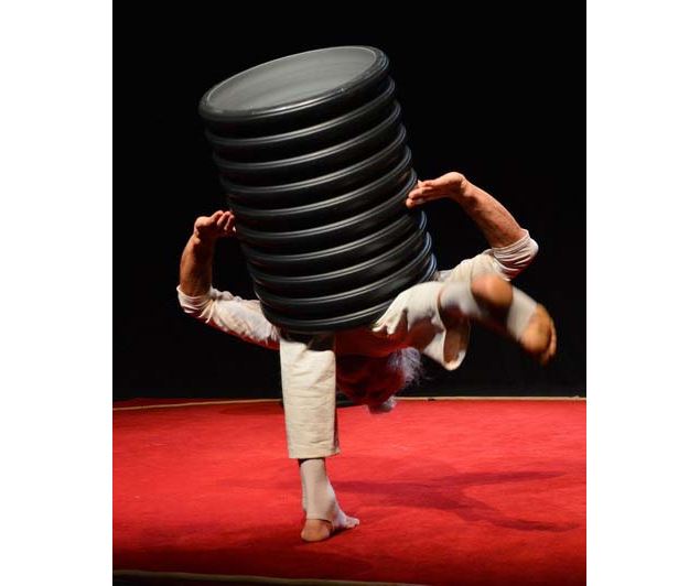 Numéro de contorsion - Marjolaine Mamet