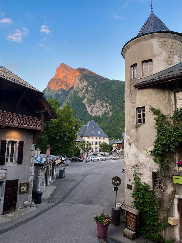 Le château de la Tour