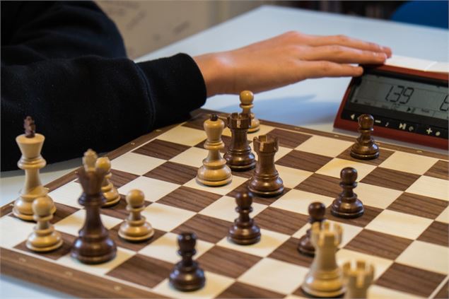 Partie d'échecs - Dinezine Design
