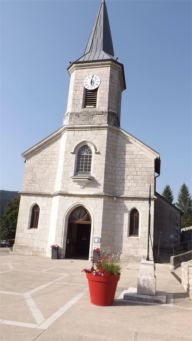 Le parvis de l'église St-Michel - ©Daniel Lefèvre