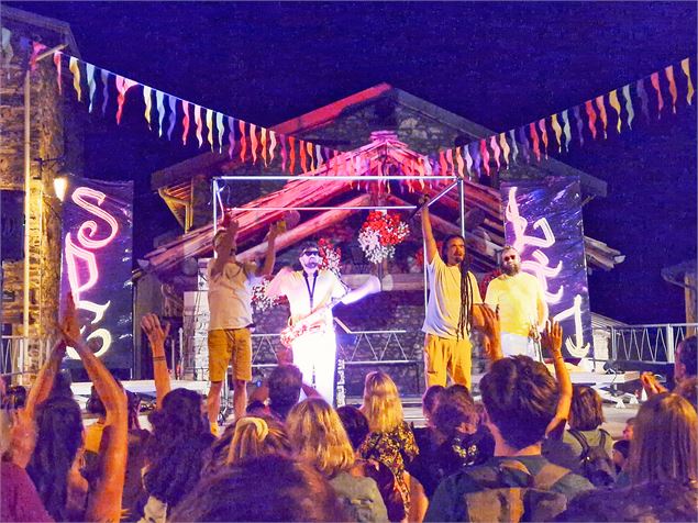 concert sur une place - OTHMV