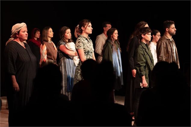photo de la troupe - Isabelle Boutry- CTC