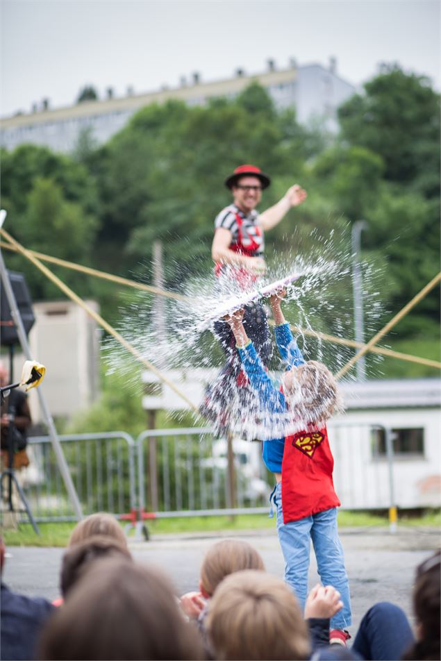 Cirque, comédie, mime - Hoppla