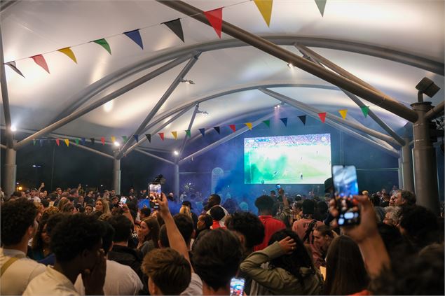 fan zone 2025 - Mairie Saint-Genis-Pouilly