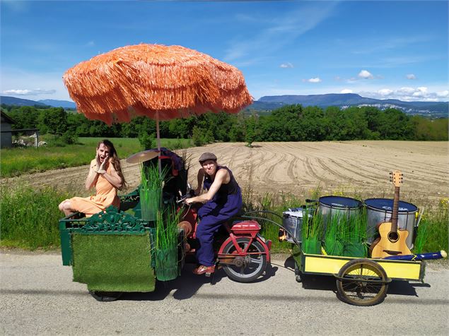Déambulation - La Green Team_Les Gets - La baraque à plume