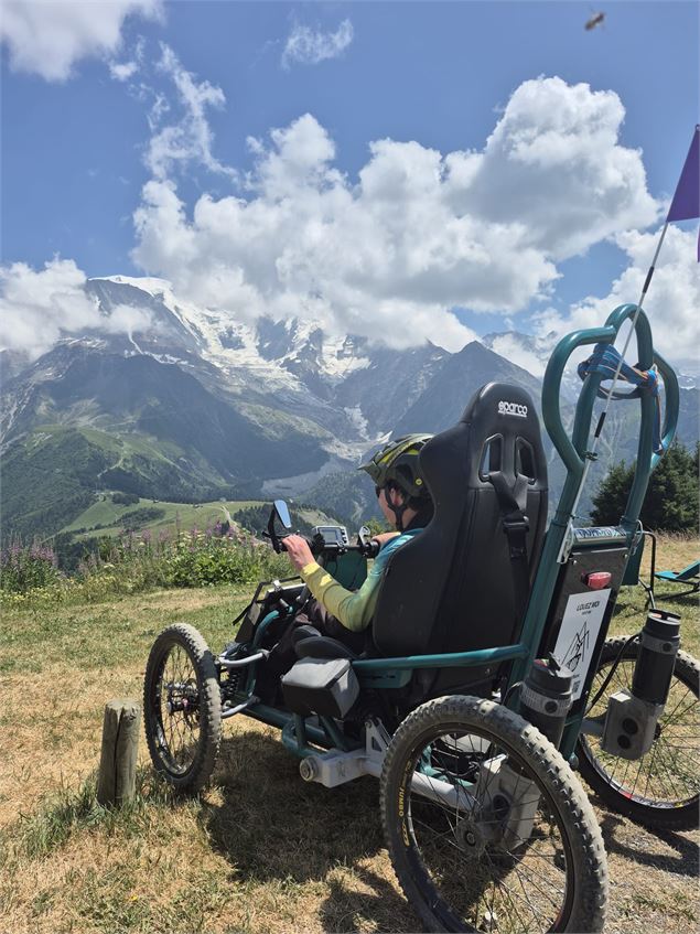 Excursion fauteuil tout terrain