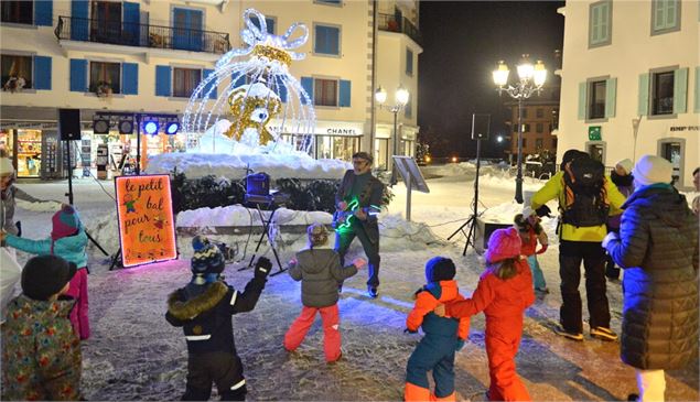 Le Petit Bal pour tous !_Cordon - Ville de Ferney-Voltaire