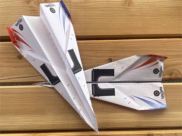 Atelier conception d'avions en papier_Les Gets - les gets tourisme