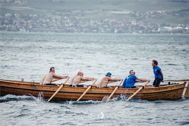 bateau de sauvetage sur le Léman - Section de sauvetage d'Evian