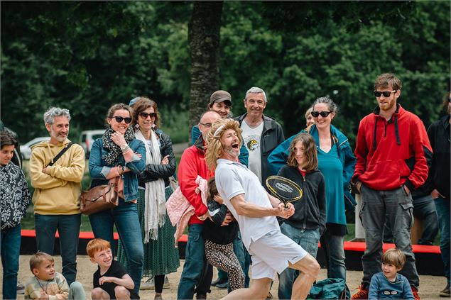 Cabaret cirque d'Arc 1600 avec le spectacle 