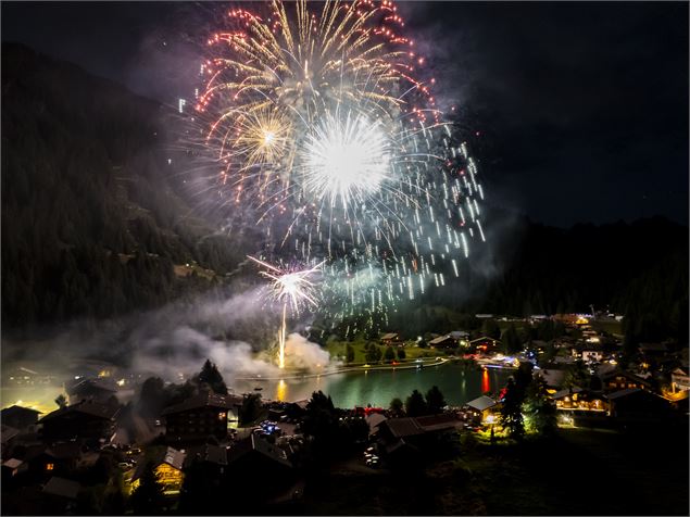 Célébration de la Fête Nationale_Châtel - Val Média