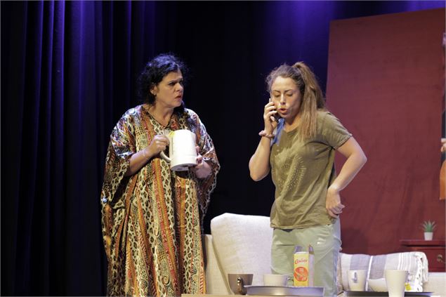 Julie et Claire - Karin Ruch, 2025