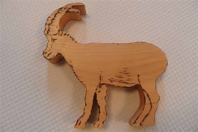 Bouquetin en bois - I. Albriet
