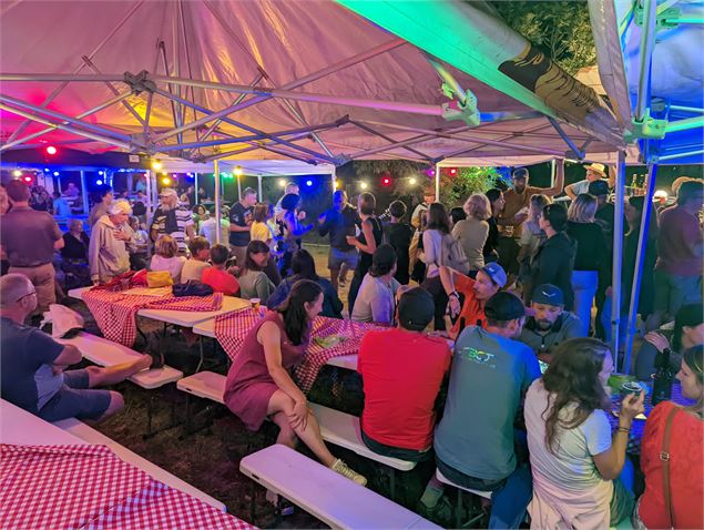 Soirée Guinguette - J.Chevalier pour Les 14 Chapeaux