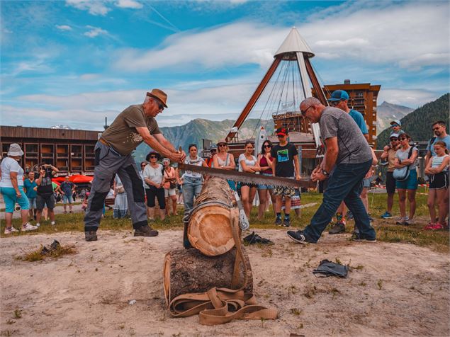 Animations traditionnelles du 14 juillet - Office de Tourisme Le Corbier