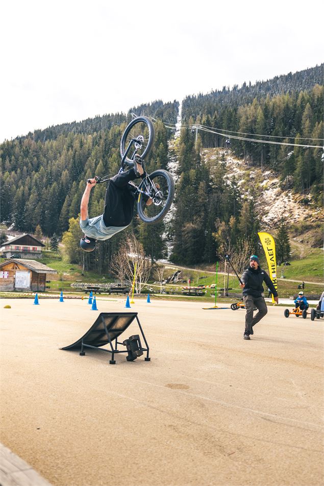 Spectacle Vtt trial_Les Arcs