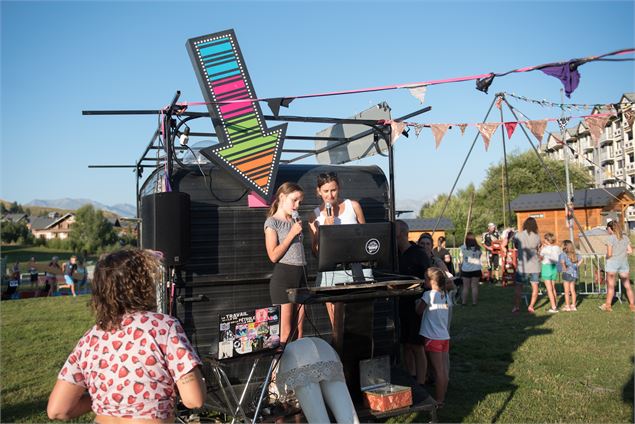 Fête foraine artisanale - Spectacle Est Dans La Rue_La Toussuire - Domenico Conte