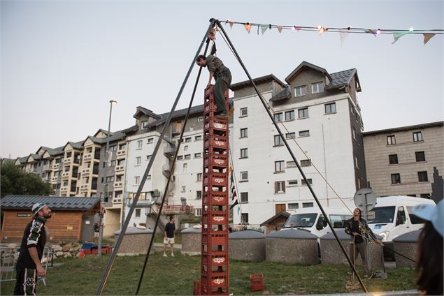 Fête foraine artisanale - Spectacle Est Dans La Rue_La Toussuire - Domenico Conte