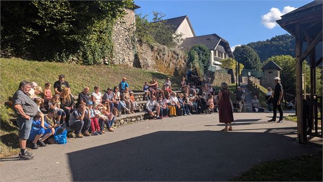 Barock'n'roll : Spectacle de rue_La Giettaz - V. Jacques - Drones de regards