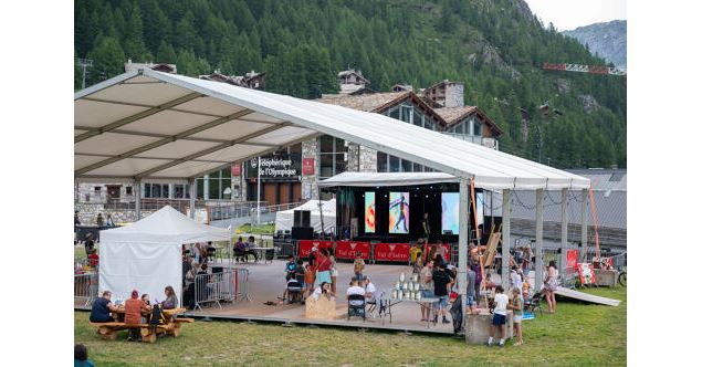 Amphithéâtre de verdure - Mairie de Val d’Isère - Claire Raveneau Montagnon