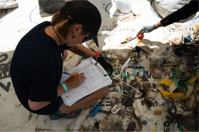Classification des déchets - Corentin Valençot - Val d'Isère Tourisme