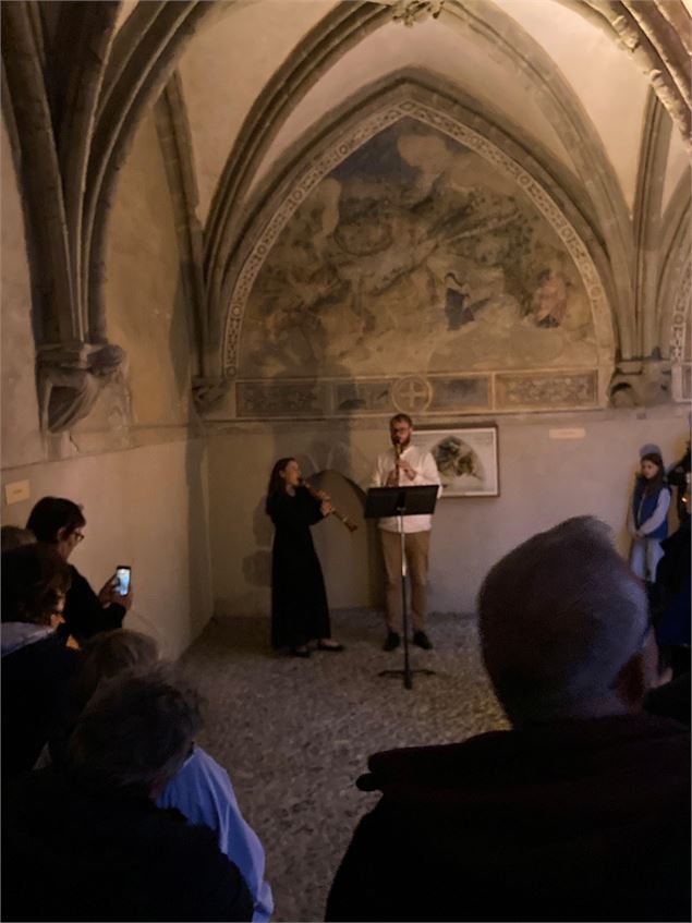 Les Rondes de nuit à l’Abbaye | Déambulation musicale | Du vent dans l'Abbaye_Abondance - Pôle Cultu