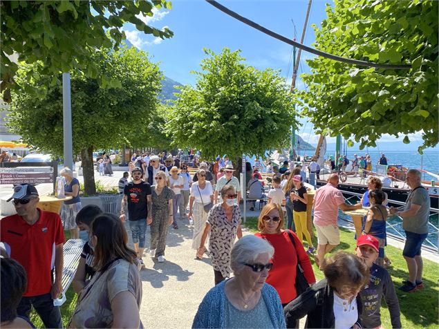 Le marché - C.O. des marchés franco-suisses