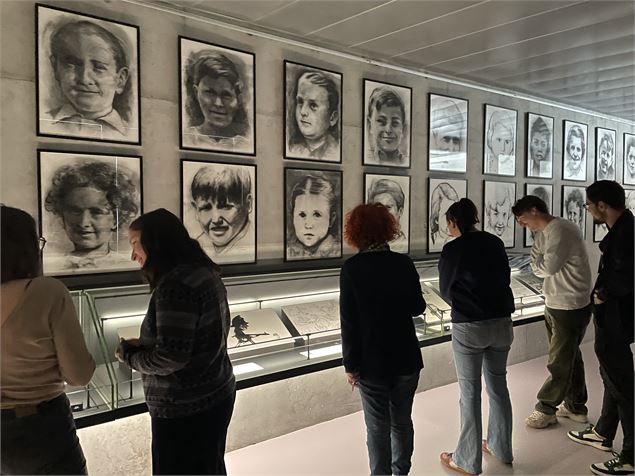 Espace d'exposition temporaire dans le musée - Maison d'Izieu