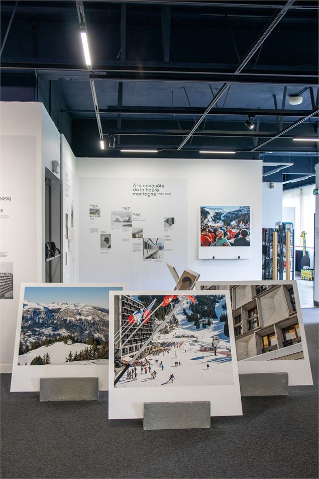 Exposition photo au centre d'art de Flaine ©Myr Muratet - OT Flaine - Noémie Ladrix