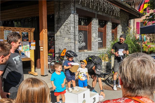 Course de draisiennes_Les Gets - Les p'tits gations