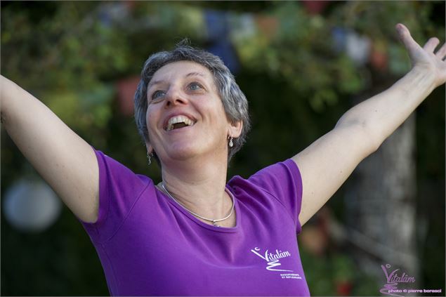 Véronique Miège massage main - Véronique Miège Vitalâm /Laure Bouchard