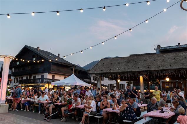 Devant le concert - Office de tourisme de Samoens