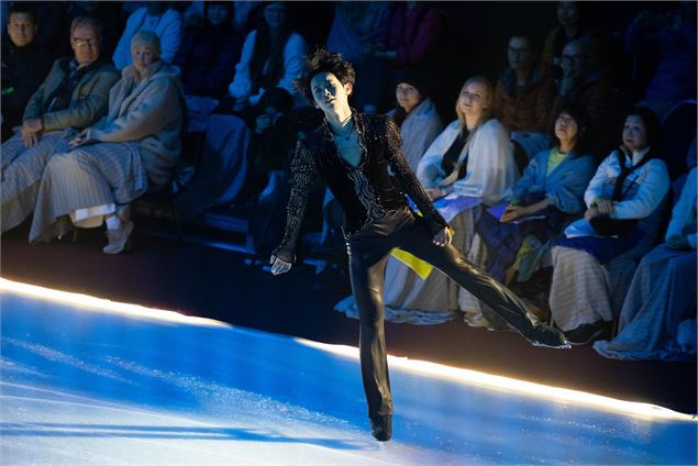Rencontres Musicales Champéry | Spectacle sur glace - L'Arbre de Lumière_Champéry