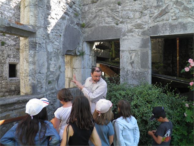 Miolans, un château redoutable, une prison redoutée : visite scolaires_Saint-Pierre-d'Albigny - MCT 