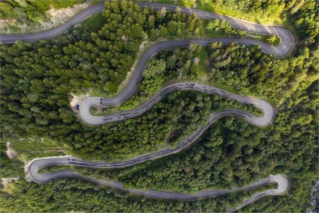 Les lacets de Valfréjus vus d'en-haut - OTHMV