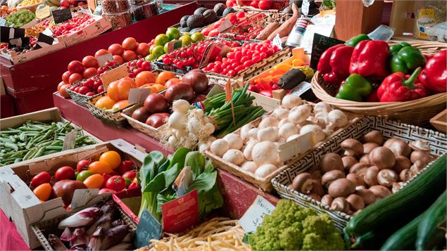 Marché hebdomadaire_Praz-sur-Arly - Office de Tourisme