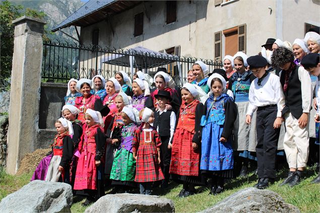 Costumes 2021 - OTI Terres de Maurienne